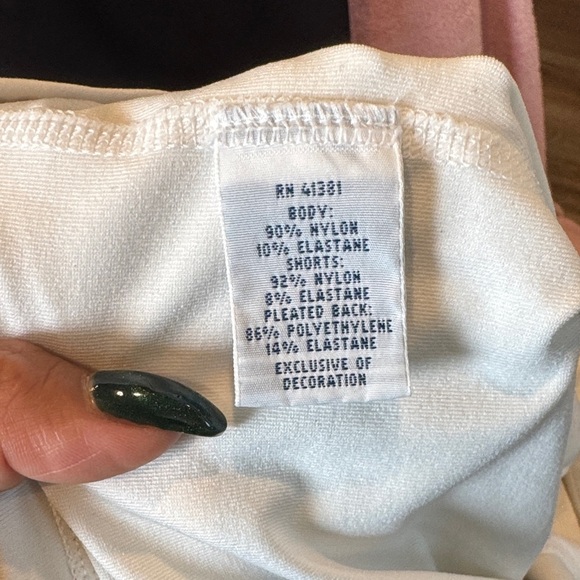 Polo Golf by Ralph Lauren White Skirt with Black Accents - Picture 4 of 4